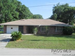 606 Oak St., Inverness, FL 34452