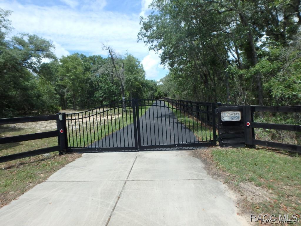 2139 W Cardinal St., Lecanto, FL 34461
