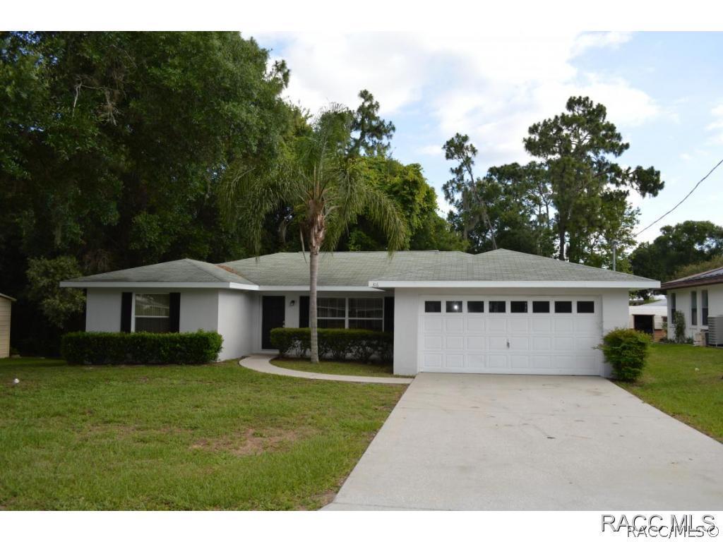 316 Wright St., Inverness, FL 34452