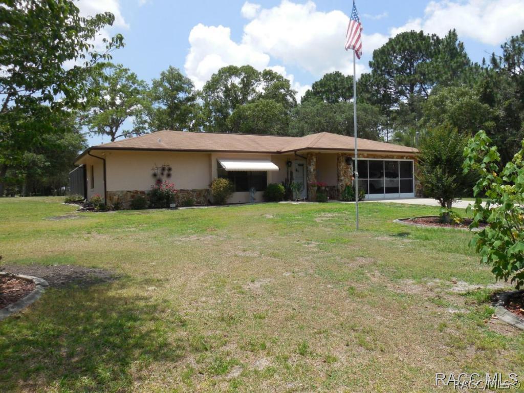 760 N Seton Ave., Lecanto, FL 34461