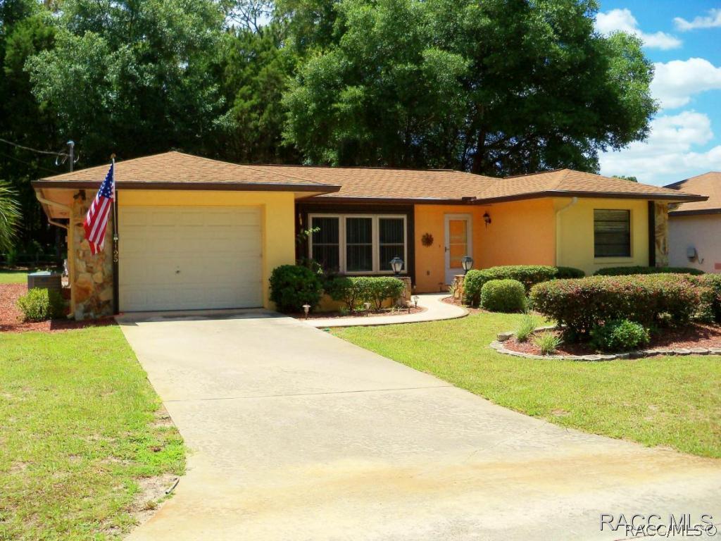 1125 Lowell Ter., Inverness, FL 34452