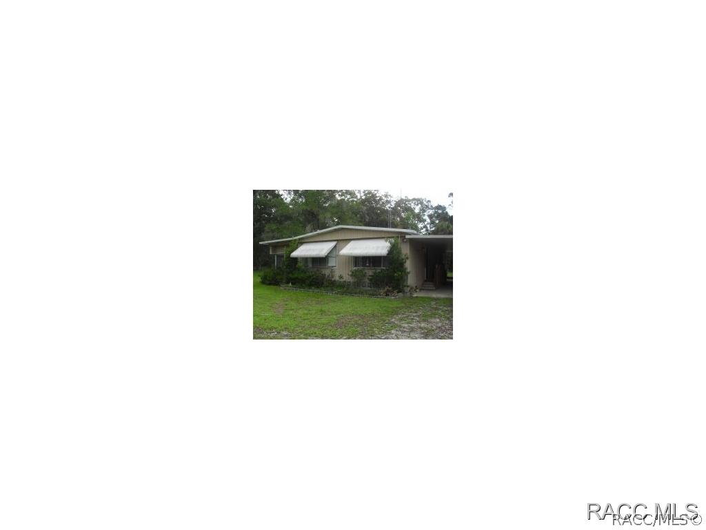 319 Sapp St., Inglis, FL 34449
