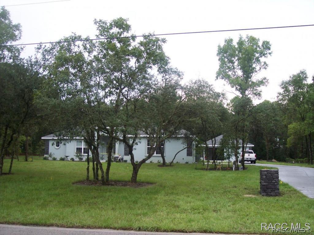 1884 W Ivorywood Dr., Beverly Hills, FL 34465
