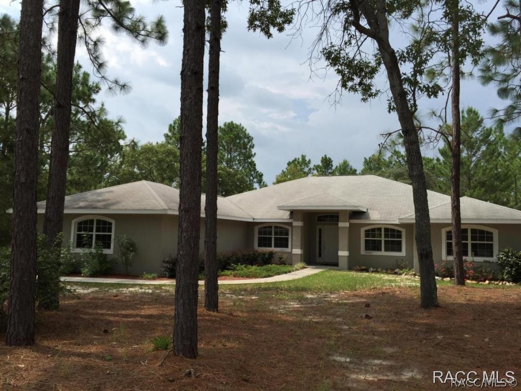 4905 W Pinto Loop, Beverly Hills, FL 34465