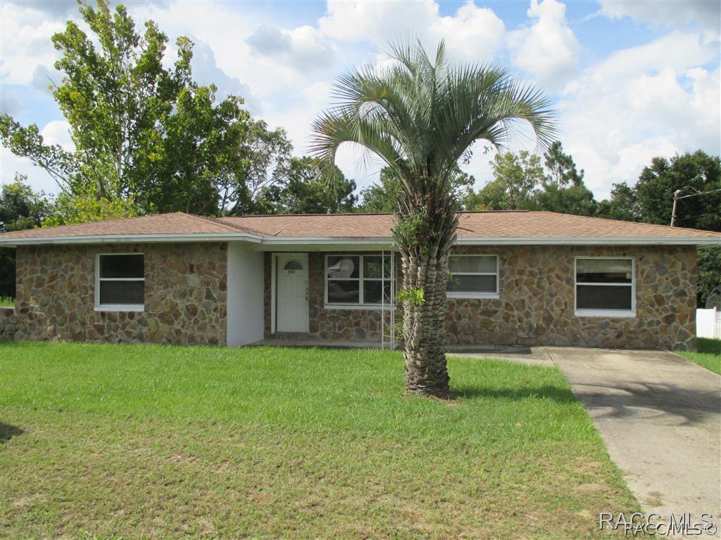 5151 E Triss St., Inverness, FL 34452