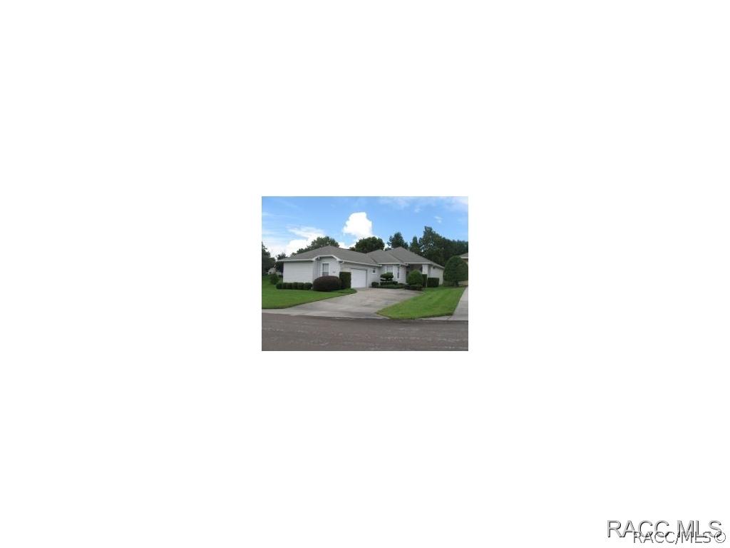 23 W Byrsonima Loop, Homosassa, FL 34446