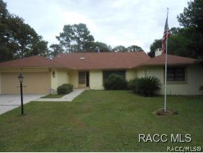13 Laurelcherry Ct., Homosassa, FL 34446