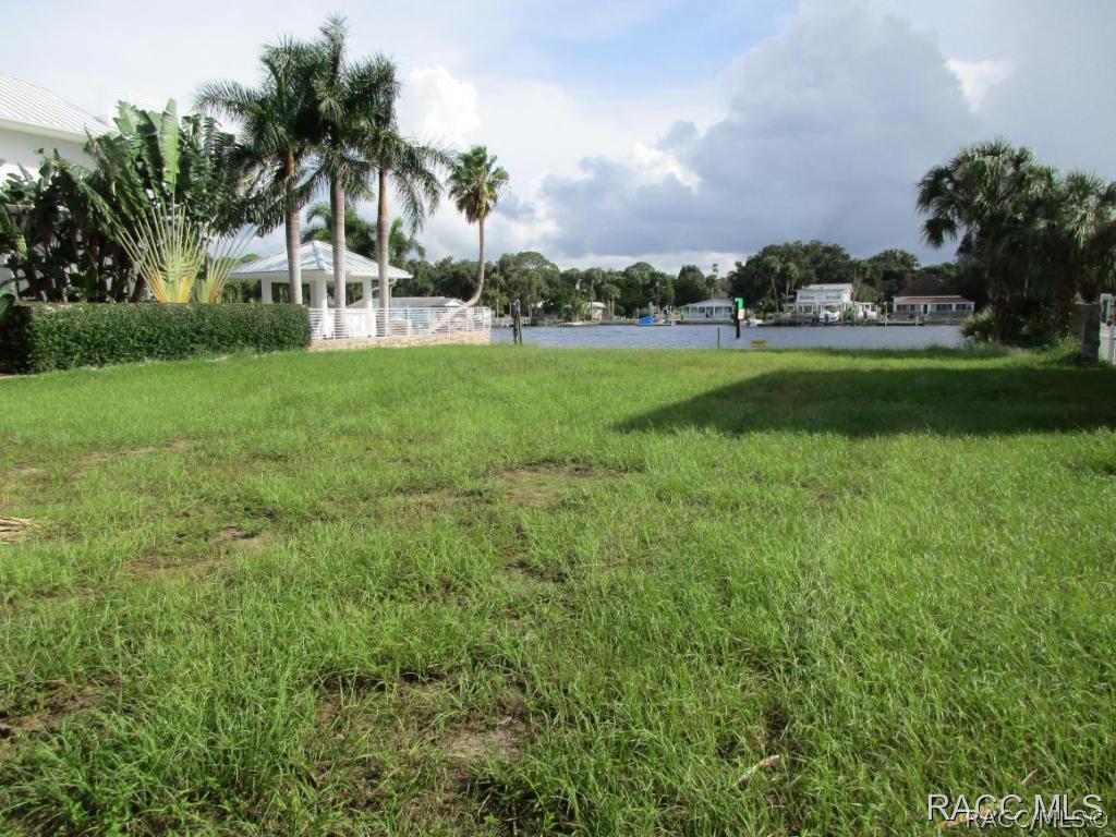 8021 Island Dr., Port Richey, FL 34668