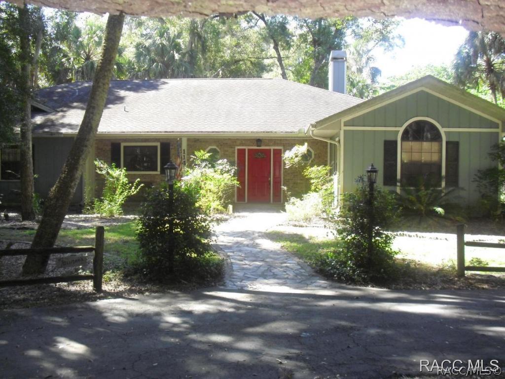 114 Allen Ave., Inglis, FL 34449