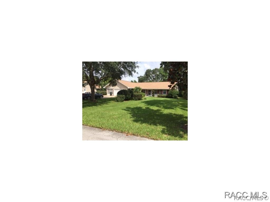 2454 N Brentwood Cir., Lecanto, FL 34461