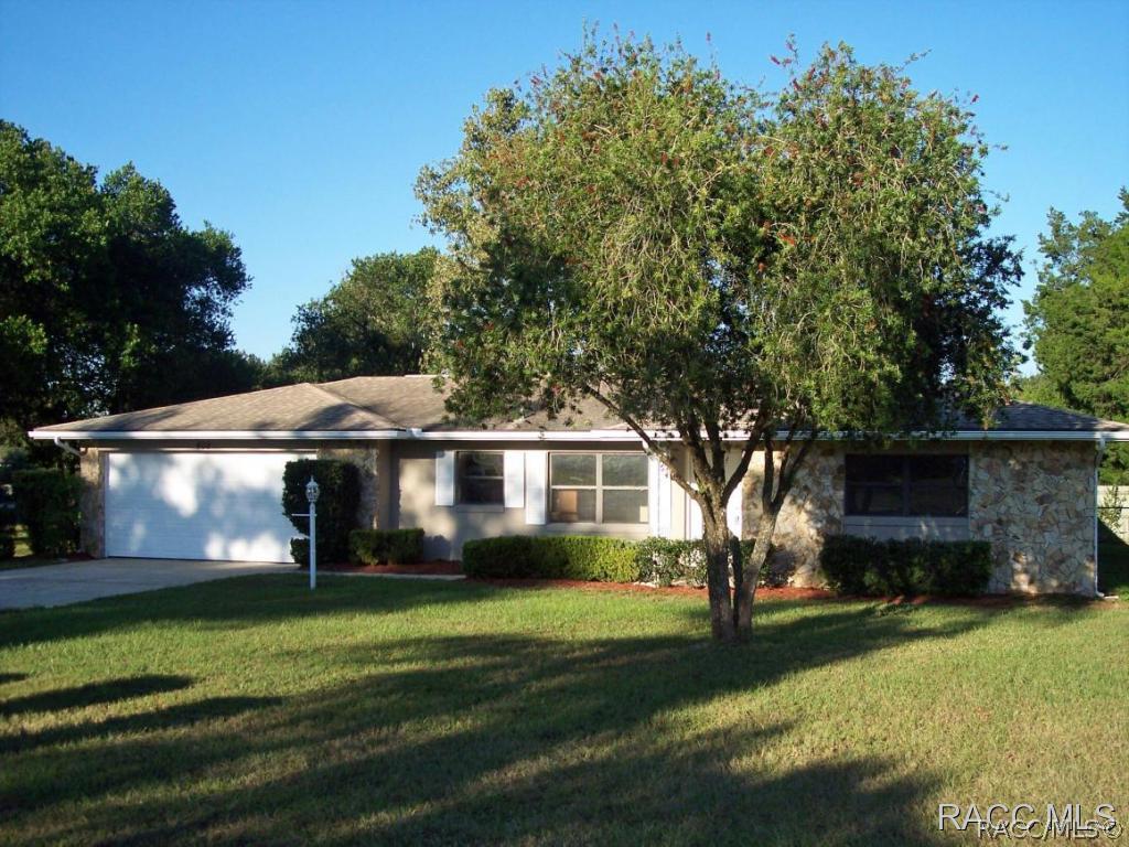 402 Hiawatha Ave., Inverness, FL 34452