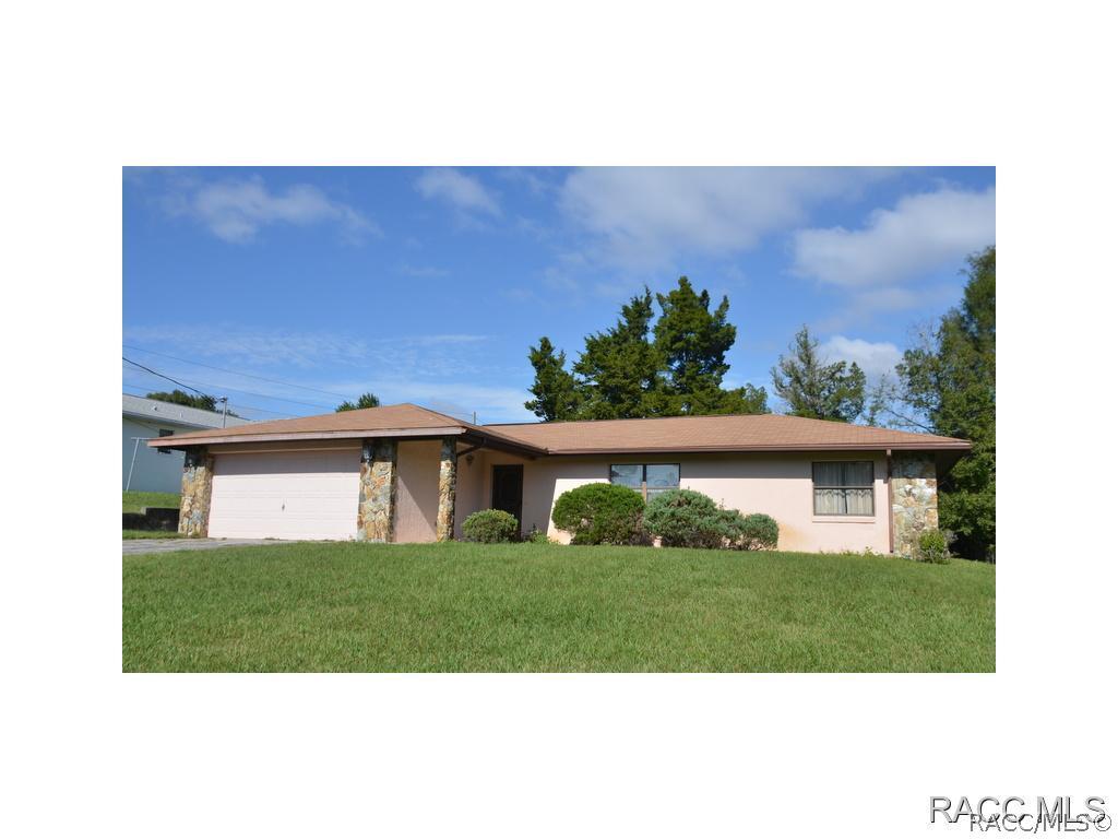 414 Wright St., Inverness, FL 34452
