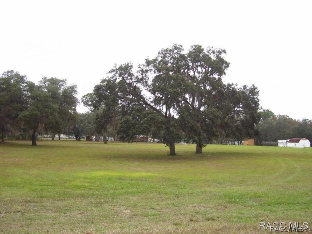 3237 E Raccoon Ct., Inverness, FL 34452