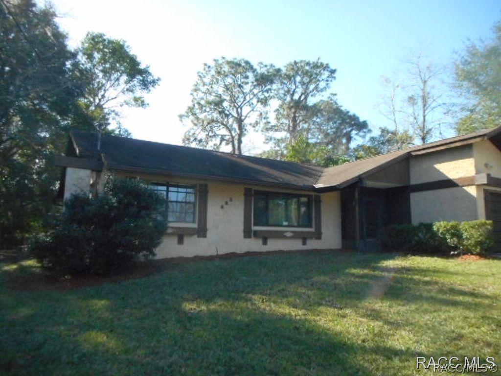 621 Hemlock St., Inverness, FL 34452