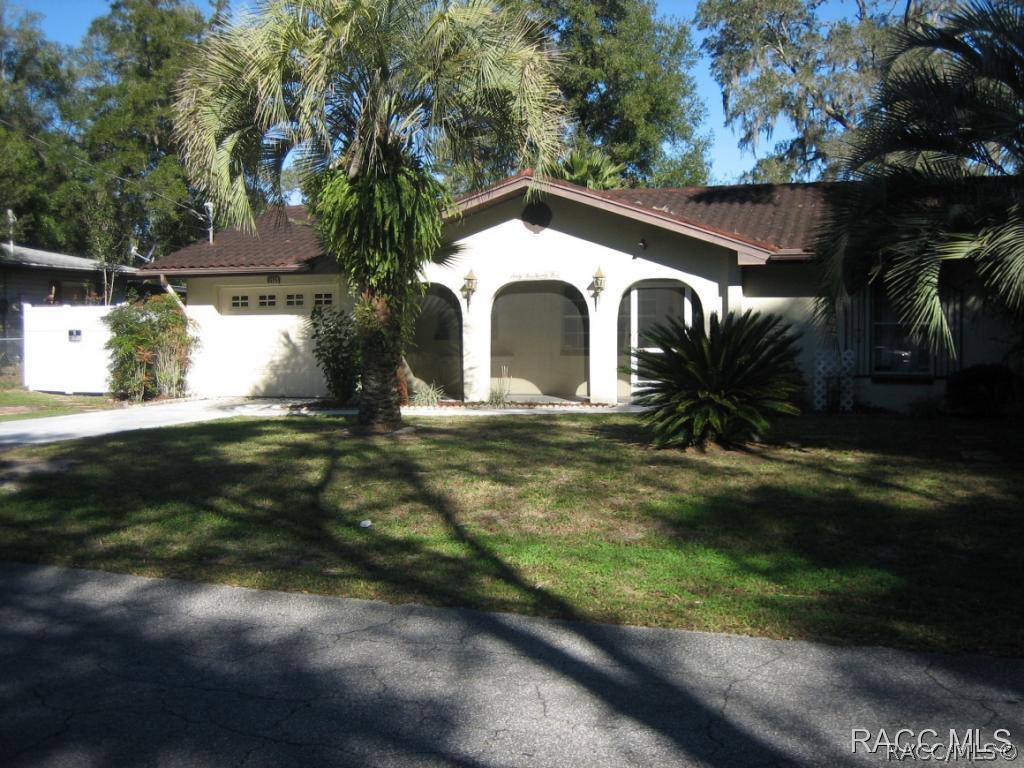 6525 E Wingate St., Inverness, FL 34452