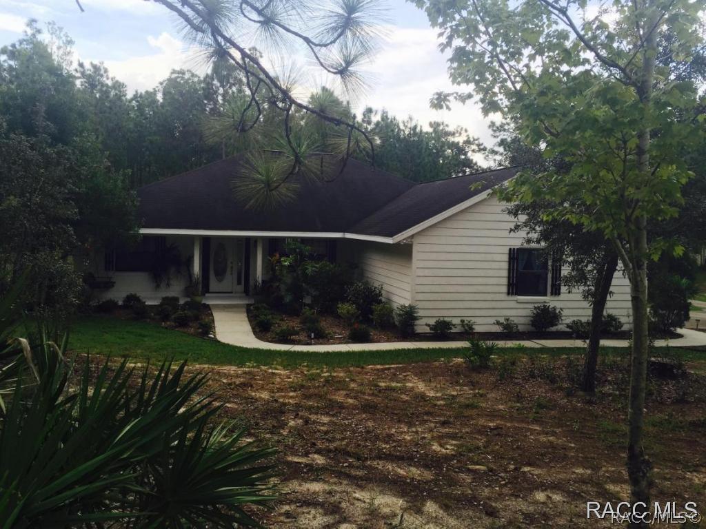 4899 N Cimarron Dr., Beverly Hills, FL 34465