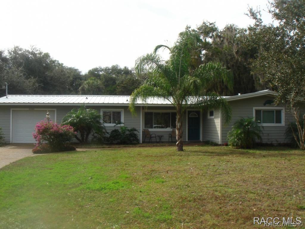 2348 N Watersedge Dr., Crystal River, FL 34429