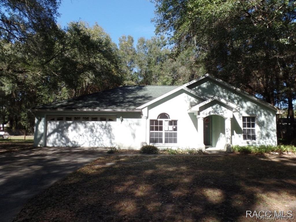 222 W Inverness Blvd., Inverness, FL 34452