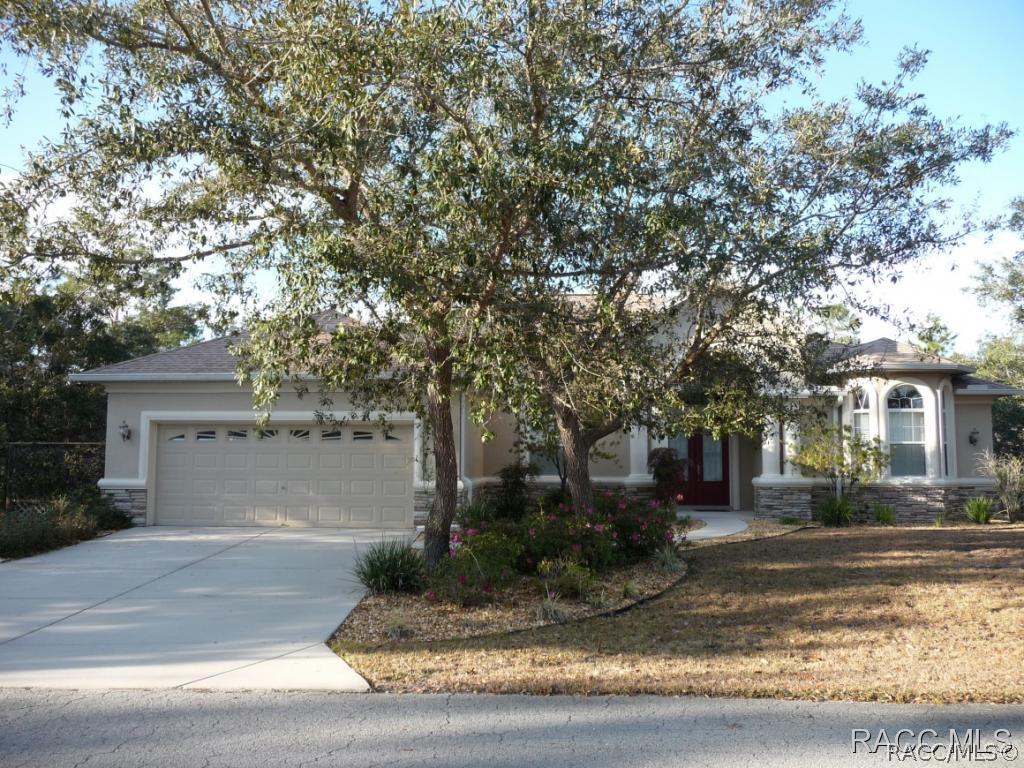 14 Pagoda Ct., Homosassa, FL 34446