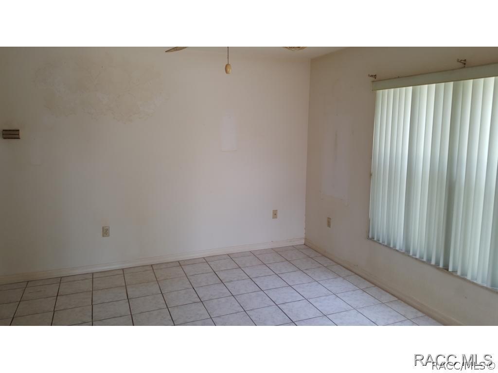 813 SE Mayo Dr., Crystal River, FL 34429
