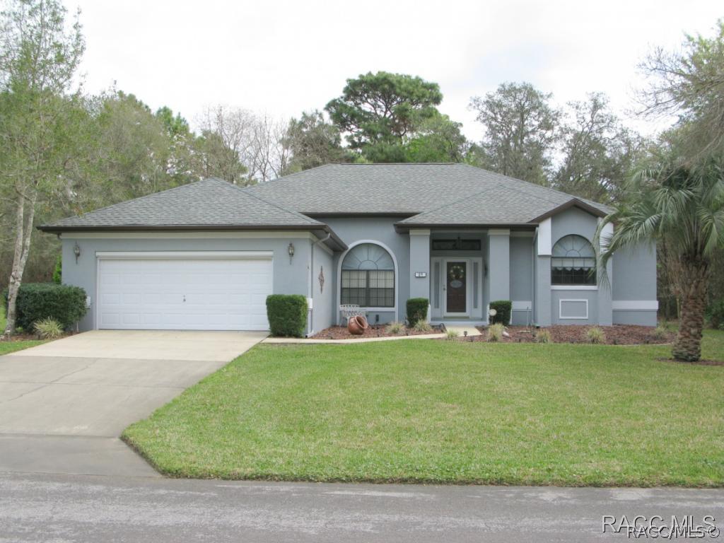 69 Linder Dr., Homosassa, FL 34446
