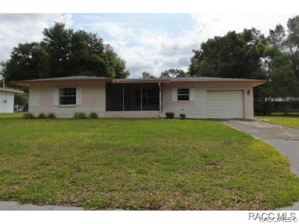 606 Goodyear Ave., Inverness, FL 34452