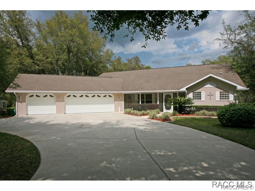 715 N Fresno, Hernando, FL 34442
