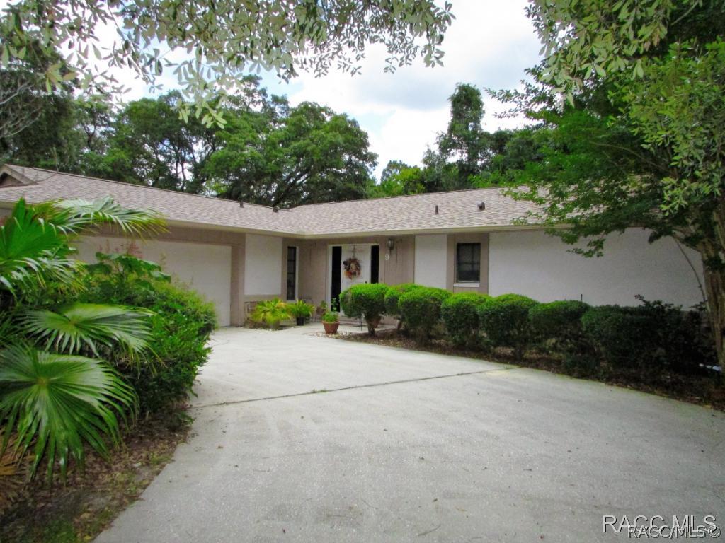 9 Shumard Ct., Homosassa, FL 34446