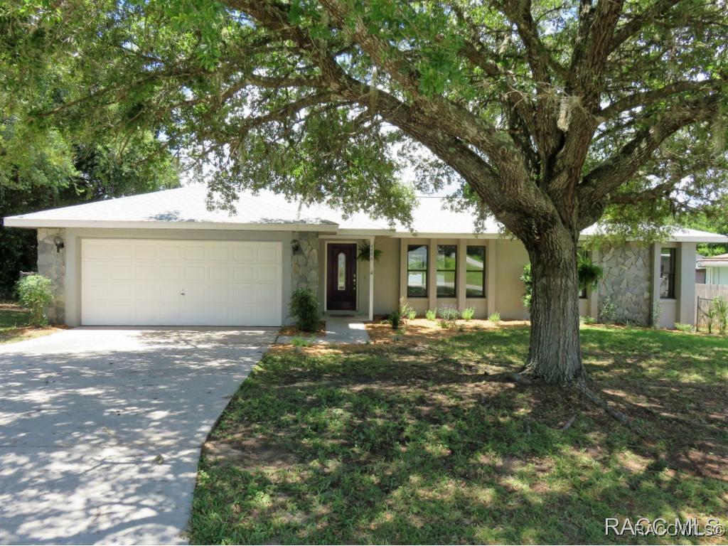 4406 S Cascade Ave., Inverness, FL 34452