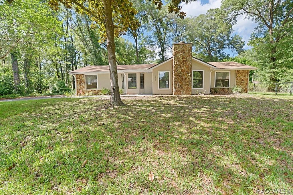 5985 E Holly St., Inverness, FL 34452