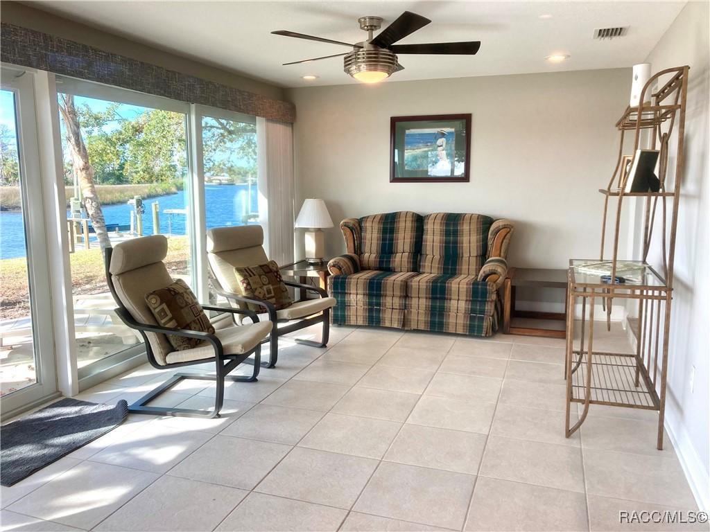 11580 W Bayshore Dr., Crystal River, FL 34429