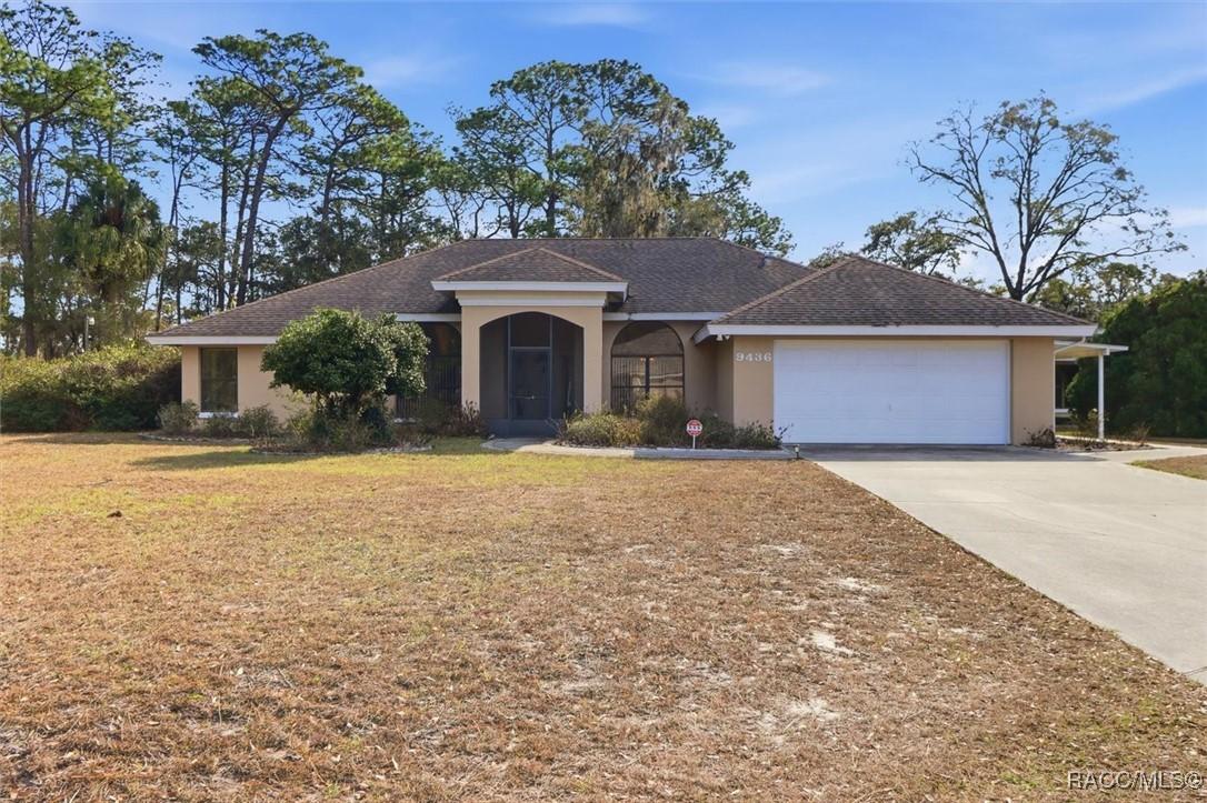 9436 W Edgar Earl Loop, Crystal River, FL 34428