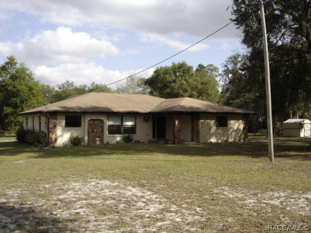 3207 E Withlacoochee Tr., Dunnellon, FL 34434