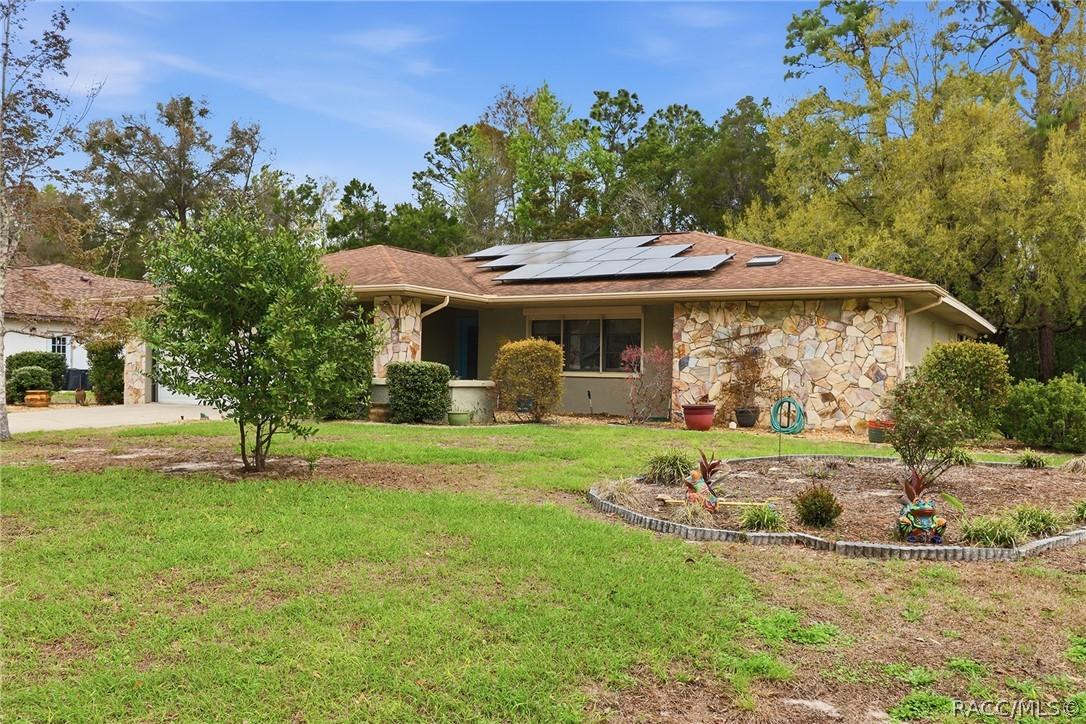 18 Foxgreen Ct., Homosassa, FL 34446