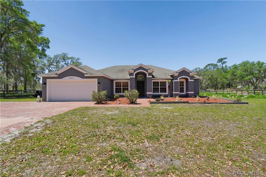 9166 N Eubanks Ter., Dunnellon, FL 34433
