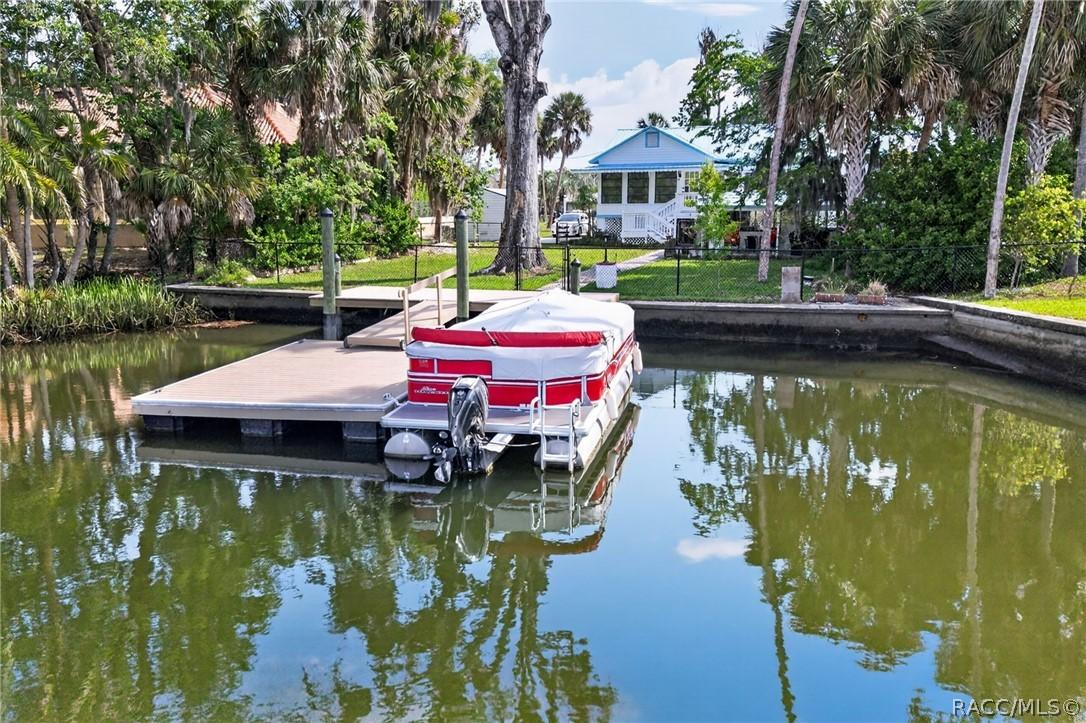 1174 SE Kings Bay Dr., Crystal River, FL 34429