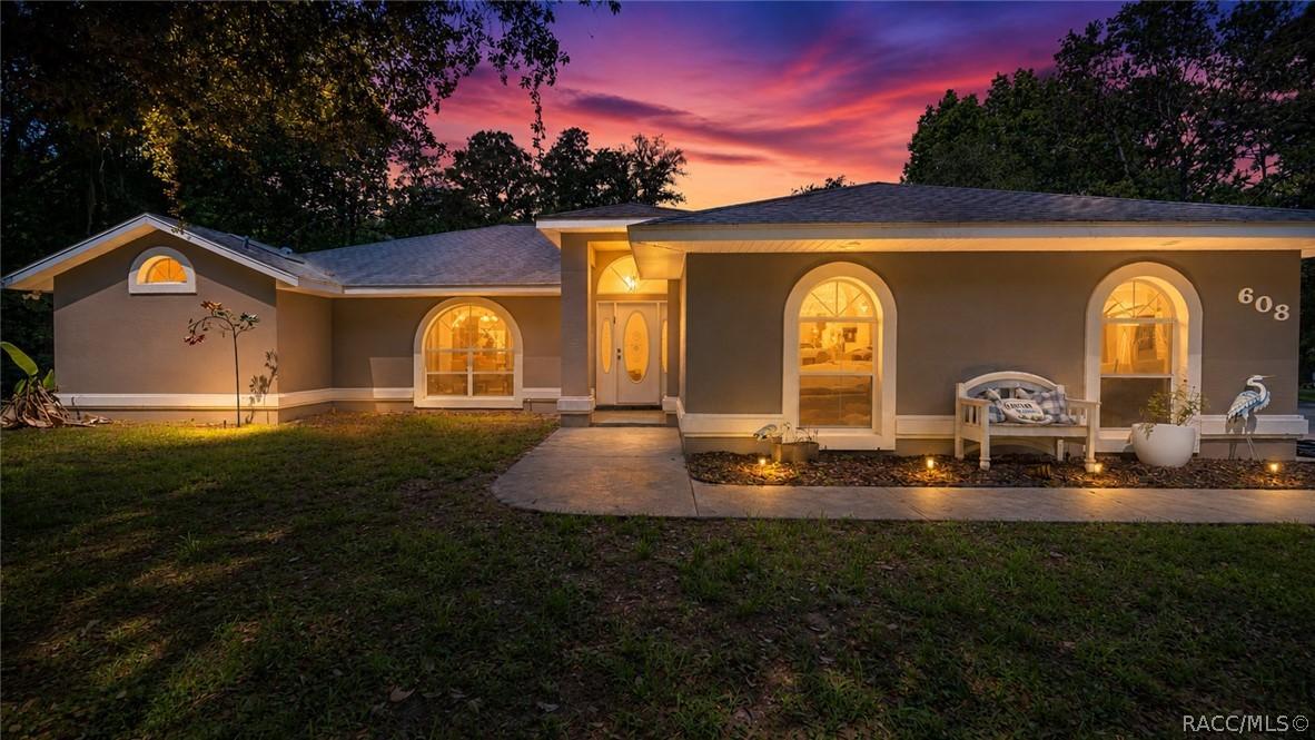 608 N Heathrow Dr., Lecanto, FL 34461