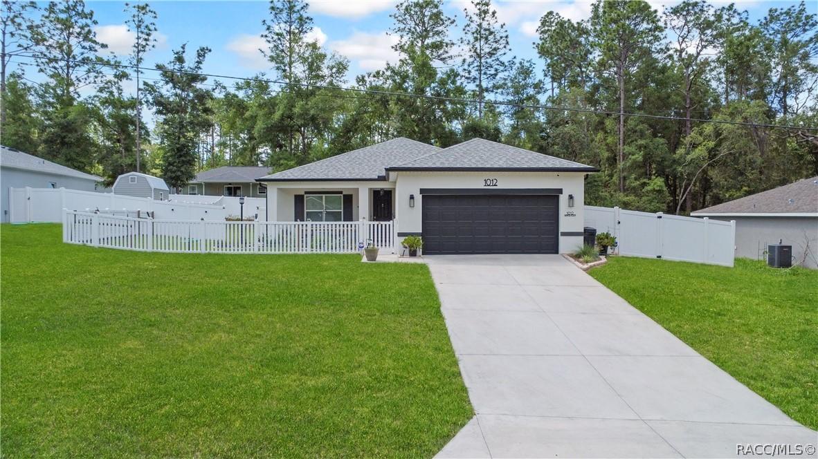 1012 W Geneva Pl., Citrus Springs, FL 34434