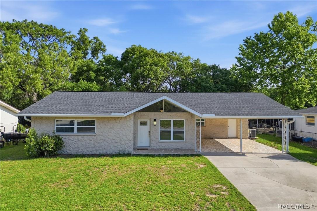 1163 SE 2nd St., Crystal River, FL 34429