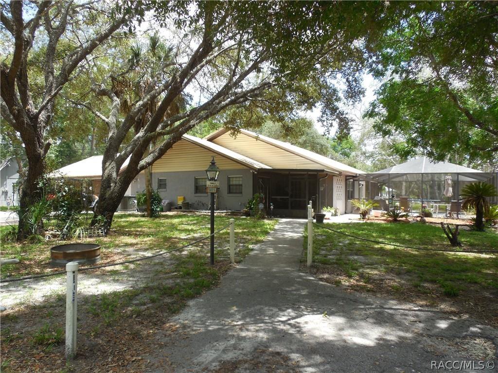 5825 S Bob White Dr., Homosassa, FL 34446