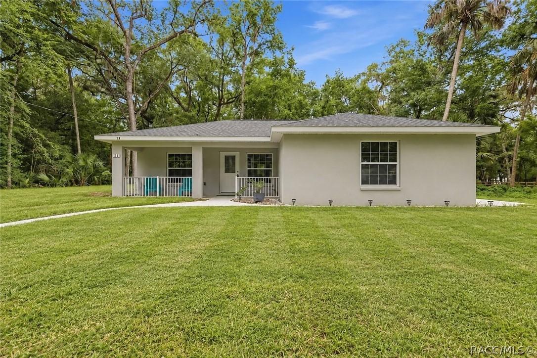 21 River Trail Dr., Inglis, FL 34449
