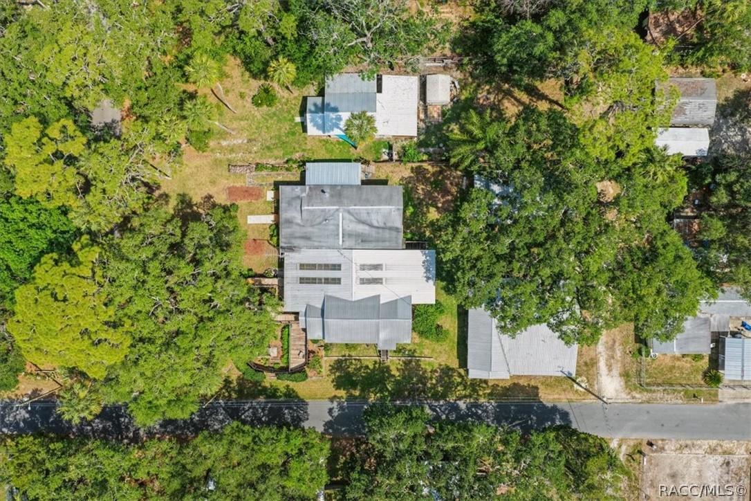 6 62nd St., Yankeetown, FL 34498