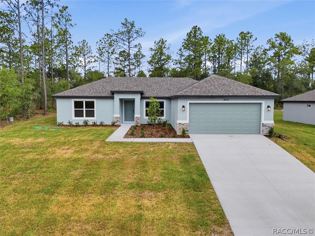 9204 N Athens Dr., Dunnellon, FL 34433