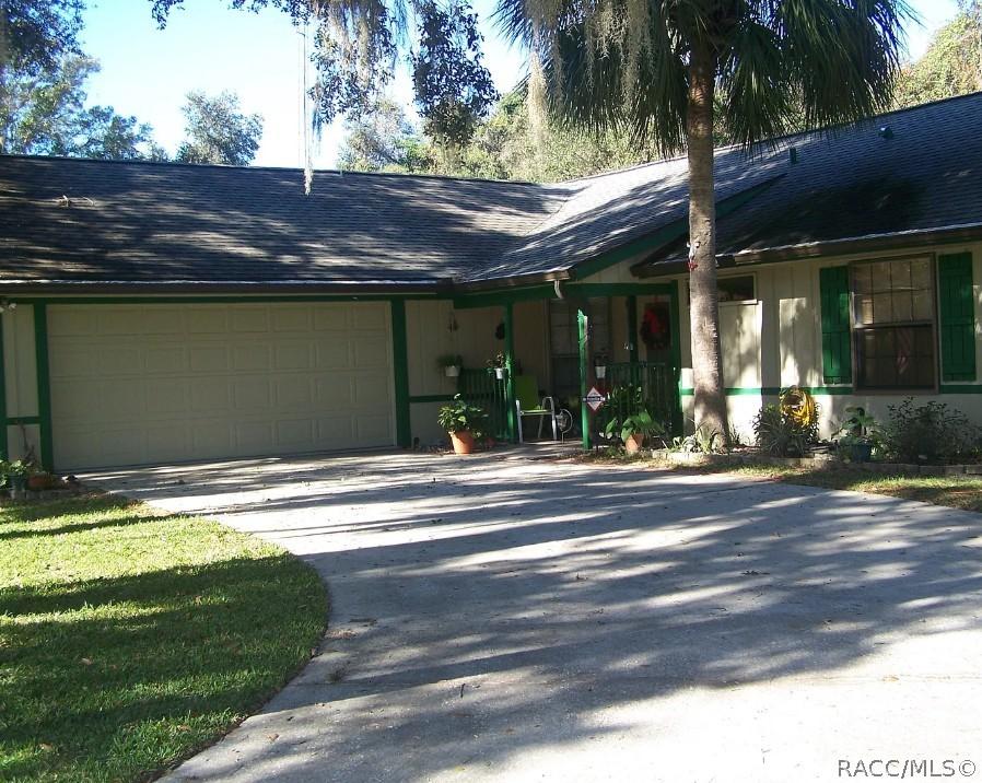 11237 W Cedar Lake Dr., Crystal River, FL 34428