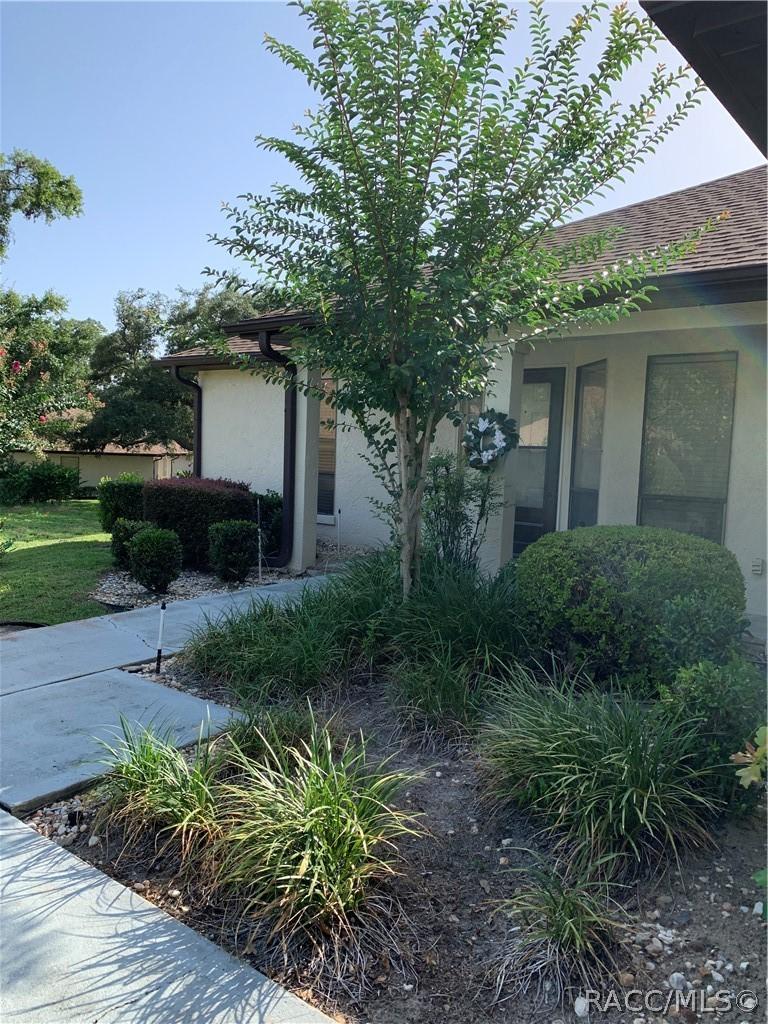 1758 N Envoy Dr., Crystal River, FL 34429