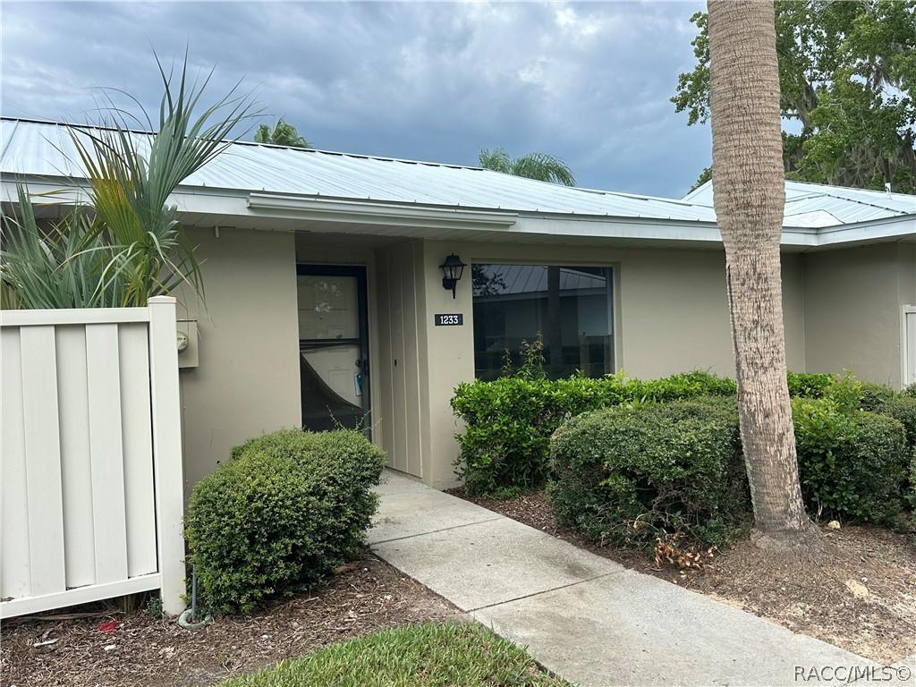 1233 N Egret Point, Crystal River, FL 34429