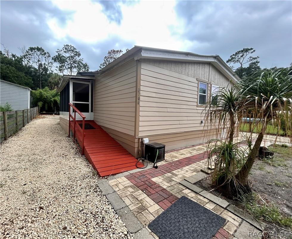 3760 W Ivy St., Dunnellon, FL 34433