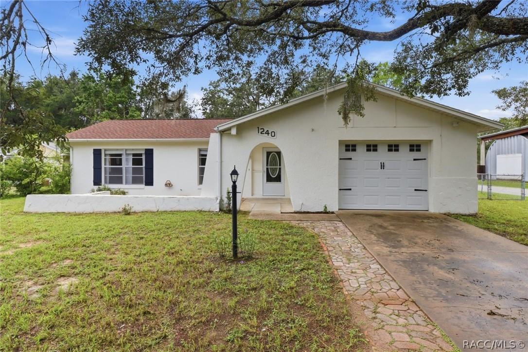 1240 N Van Nortwick Rd., Lecanto, FL 34461