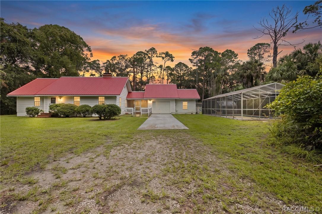 4714 Highway 40, Yankeetown, FL 34498