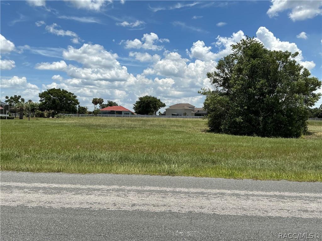 395 N Cherry Pop Dr., Inverness, FL 34453